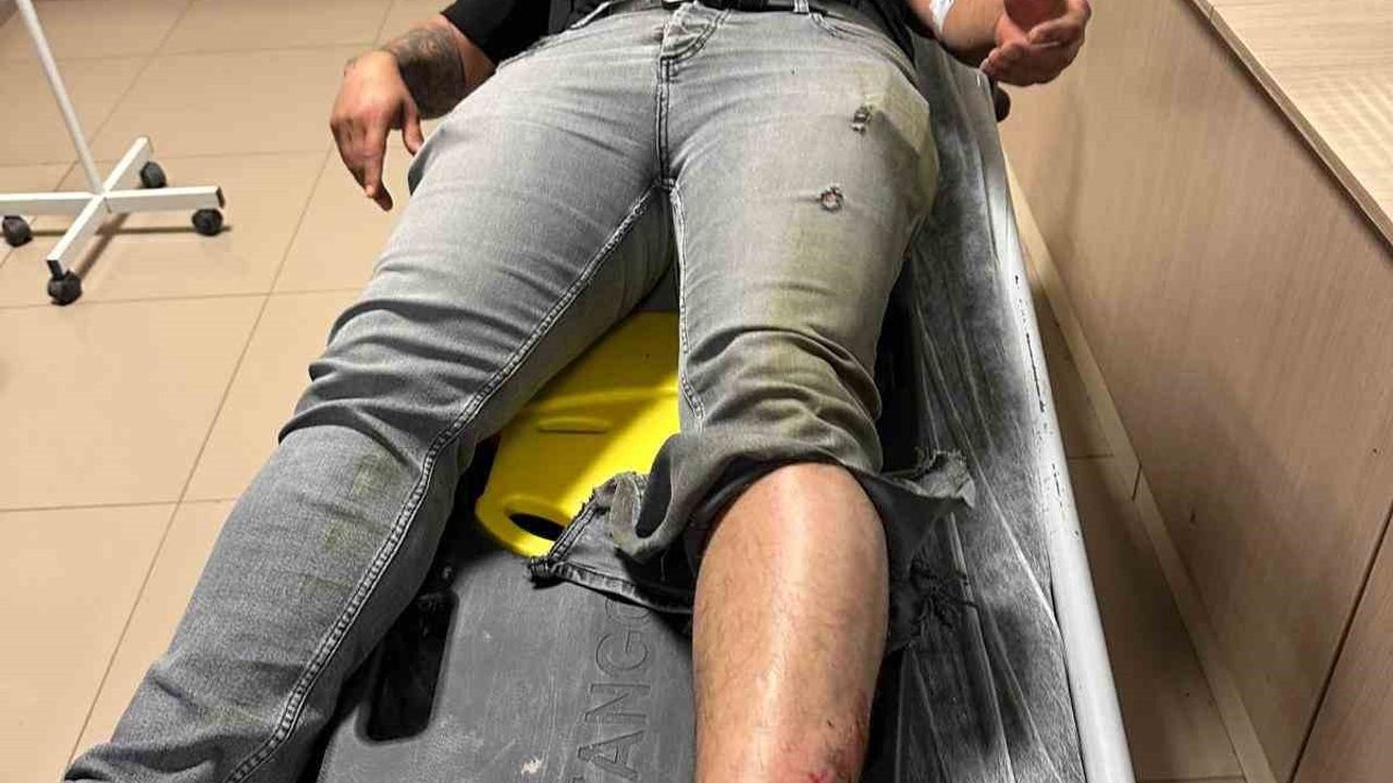 Adıyaman'da yamalı yol nedeniyle motosiklet devrildi: 2 yaralı