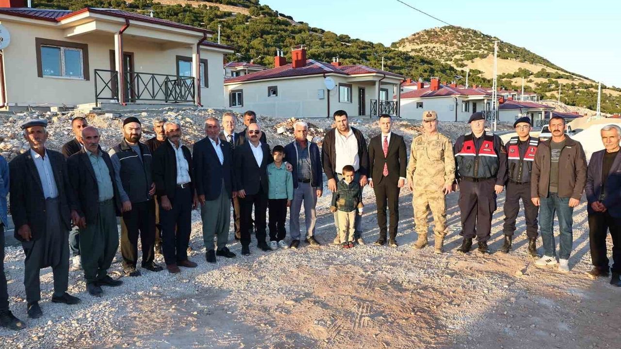 Adıyaman Kemerkaya Köyü'nde kırsal konutlar tamamlanma aşamasında