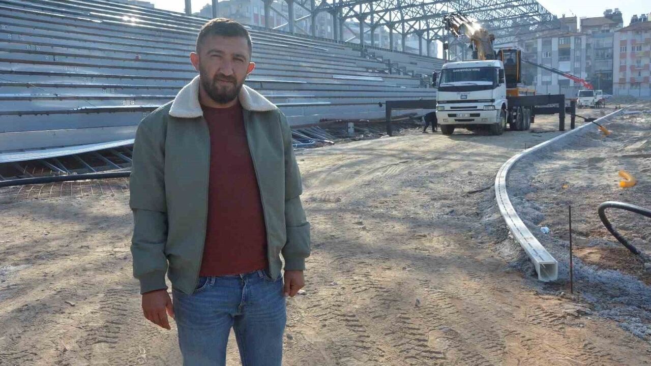 Adnan Menderes Stadyumu İnşaatı %75’e Ulaştı — 6 Bin Kapasiteli Yeni Stadın Yıl Sonu Hazırlanması Sürüyor