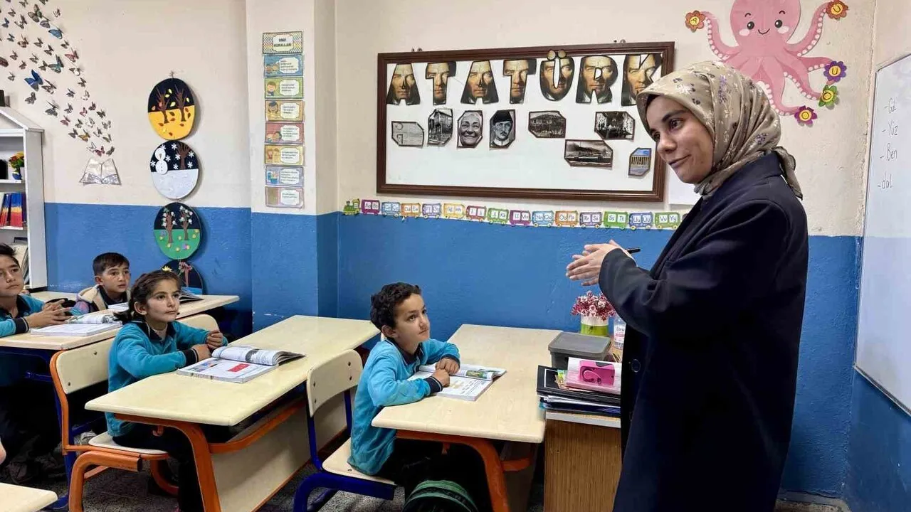 Ağrı'da dört kadın öğretmenin taşıdığı köy okulu: Yukarı Yenigün Yeşil İlkokulu