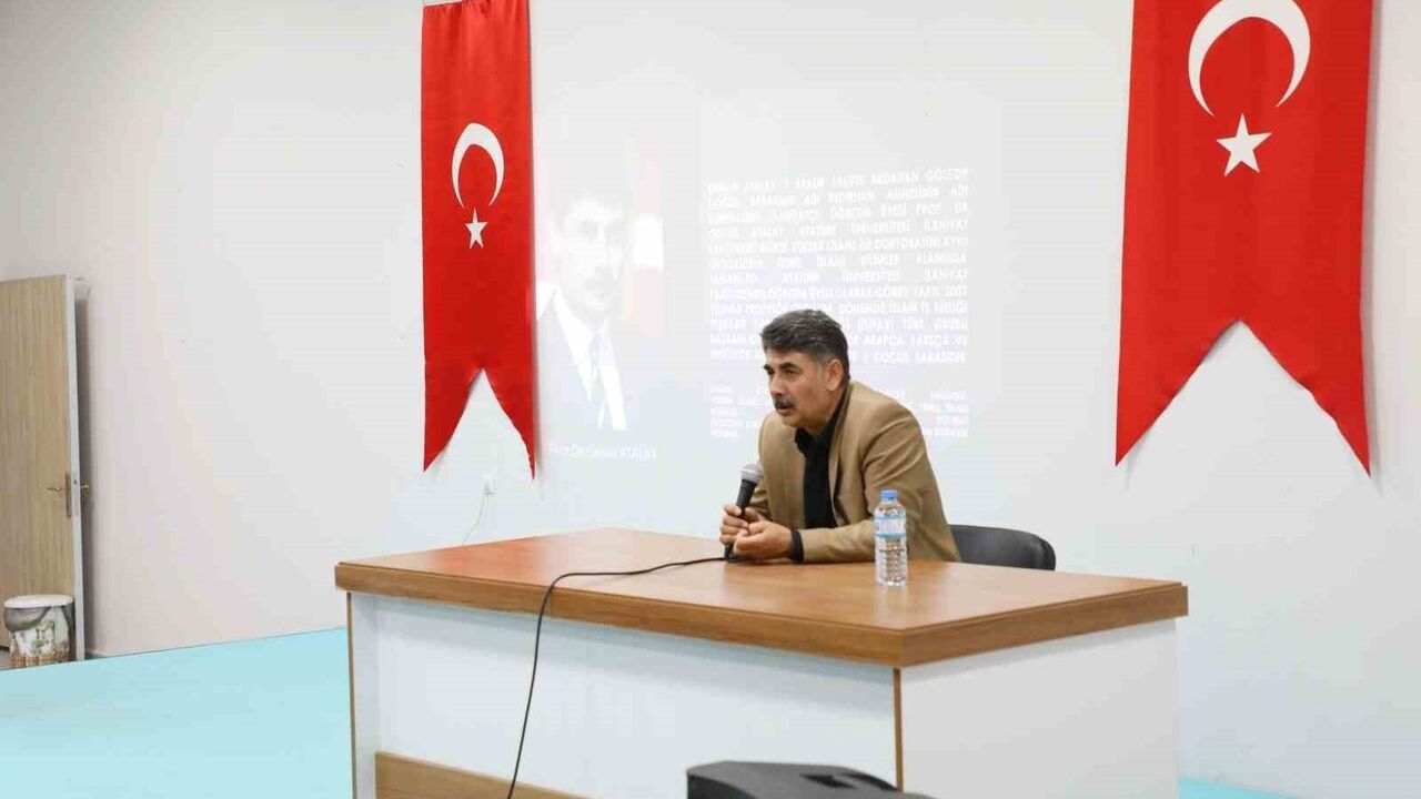 Ağrı’da İHL Meslek Dersleri ve DKAB öğretmenlerine yönelik mesleki gelişim semineri