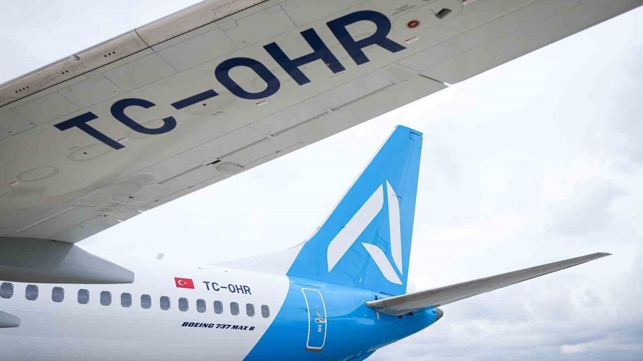 AJet filosuna iki fabrika çıkışlı Boeing 737-8 MAX uçak katıldı
