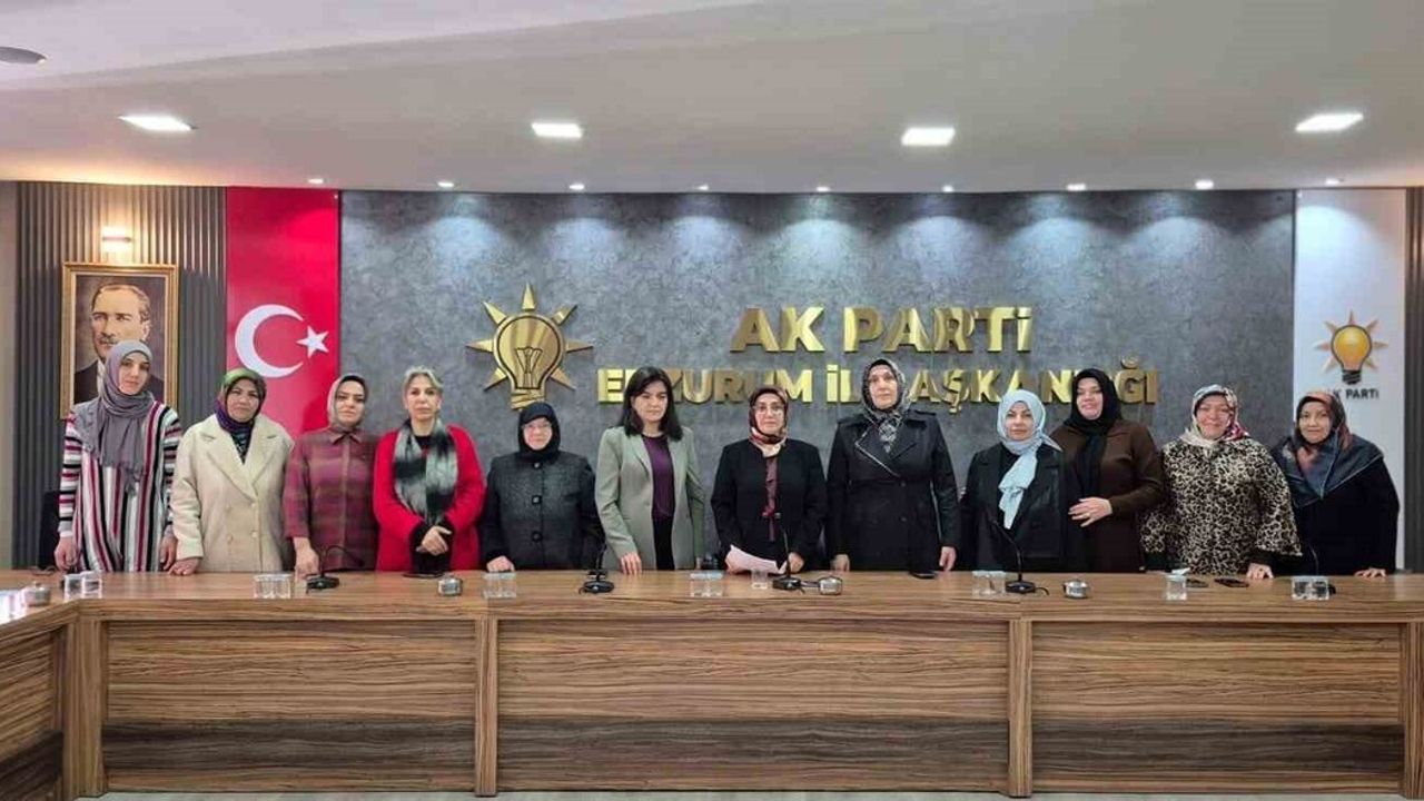AK Parti Kadın Kolları: 'Kadınlarımız yalnız değildir' — 25 Kasım açıklaması