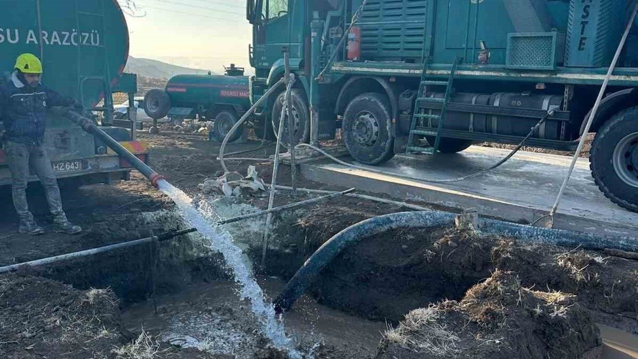 AK Parti’li Bayar Özsoy: Develi Öksüt’te Tarımsal Sulama İçin İlk Sondaj Kuyusu Hazırlıkları Tamamlandı
