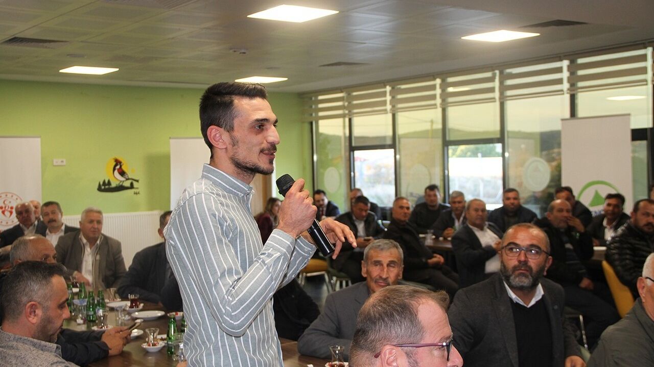 AK Partili Kasapoğlu: Kula’da spor altyapısı ve gençlik çalışmalarının güçlendirileceği belirtildi