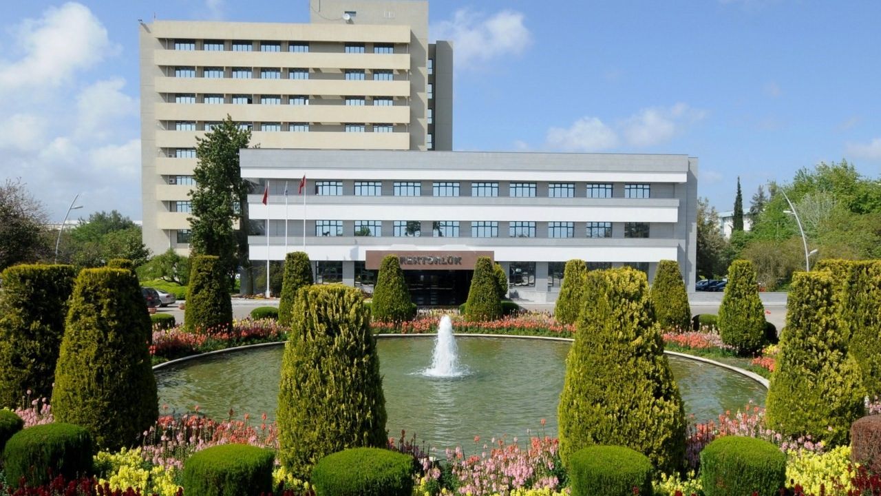 Akdeniz Üniversitesi Leiden Sıralamasında Dünya 878., Türkiye 15. Sıraya Yükseldi