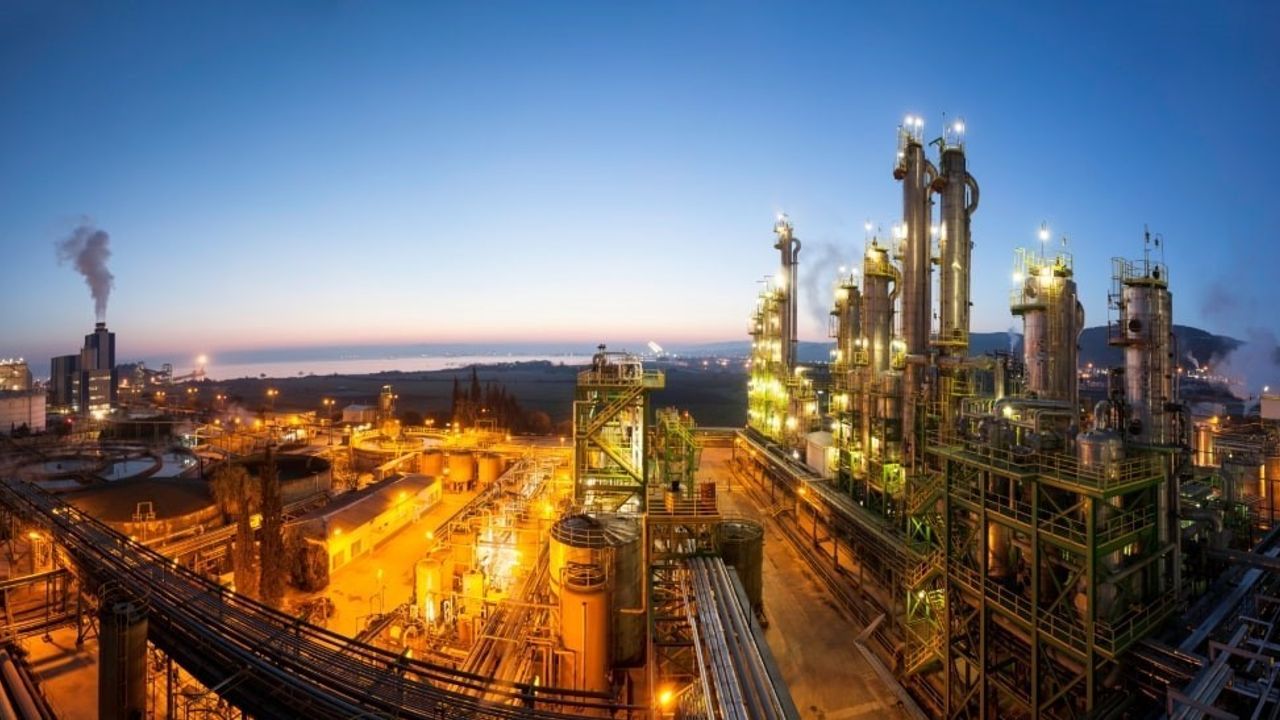 Aksa Akrilik 2025'in İlk 9 Ayında 23,4 milyar TL Ciro ve İleri Malzeme Yatırımlarıyla Büyüme