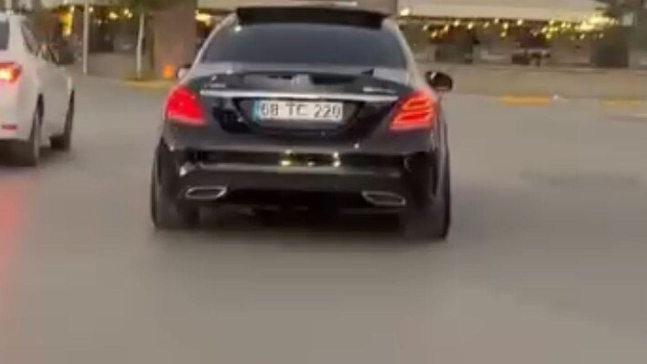 Aksaray’da drift yapan sürücüye 152.776 TL ceza, ehliyetine 5 yıl el konuldu