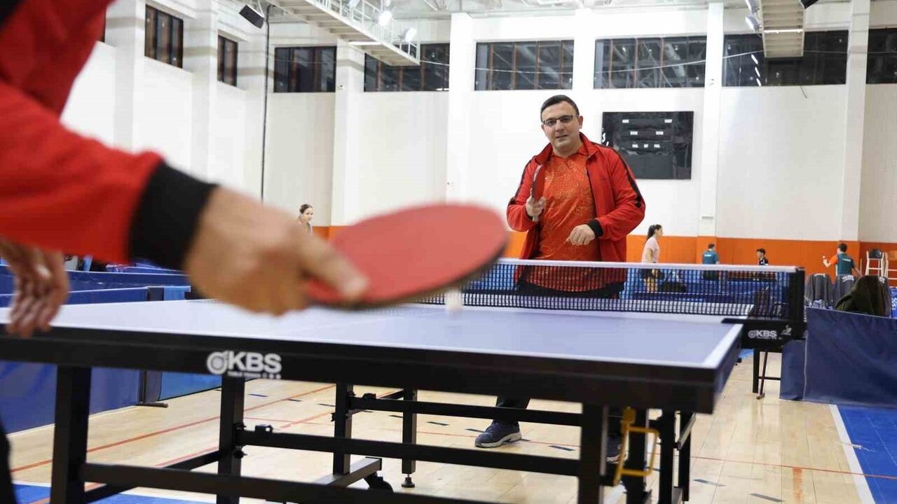 Aksaray, Masa Tenisi'nde İç Anadolu Bölge Şampiyonu oldu — Türkiye Finallerine Hazırlanıyor