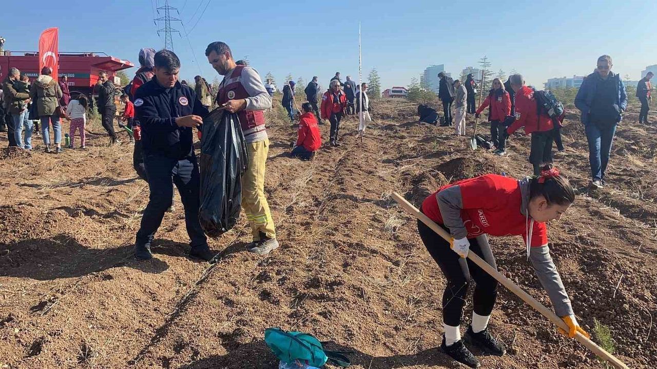 AKUT şehitleri anısına Ankara'da üç hatıra ormanı oluşturuldu