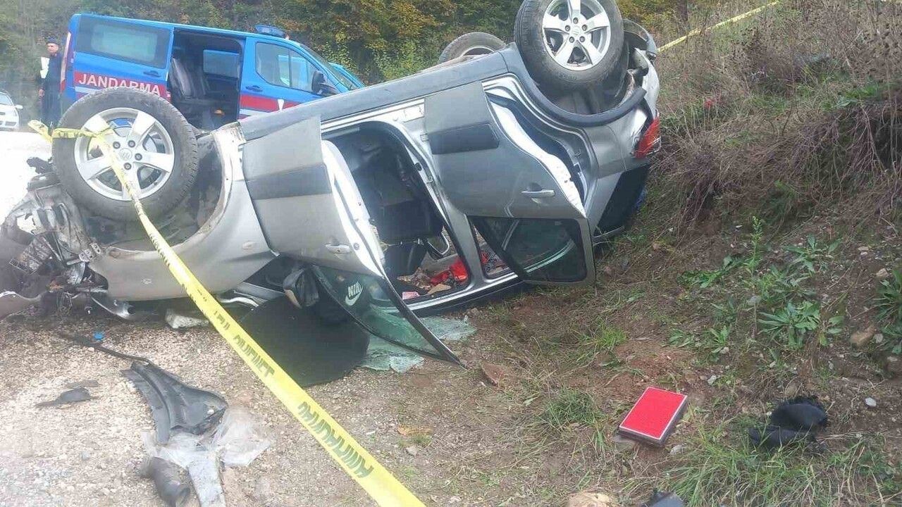Akyazı'da aynı kazada anne ve oğlu yaşamını yitirdi — Anne dün, oğlu bugün uğurlandı