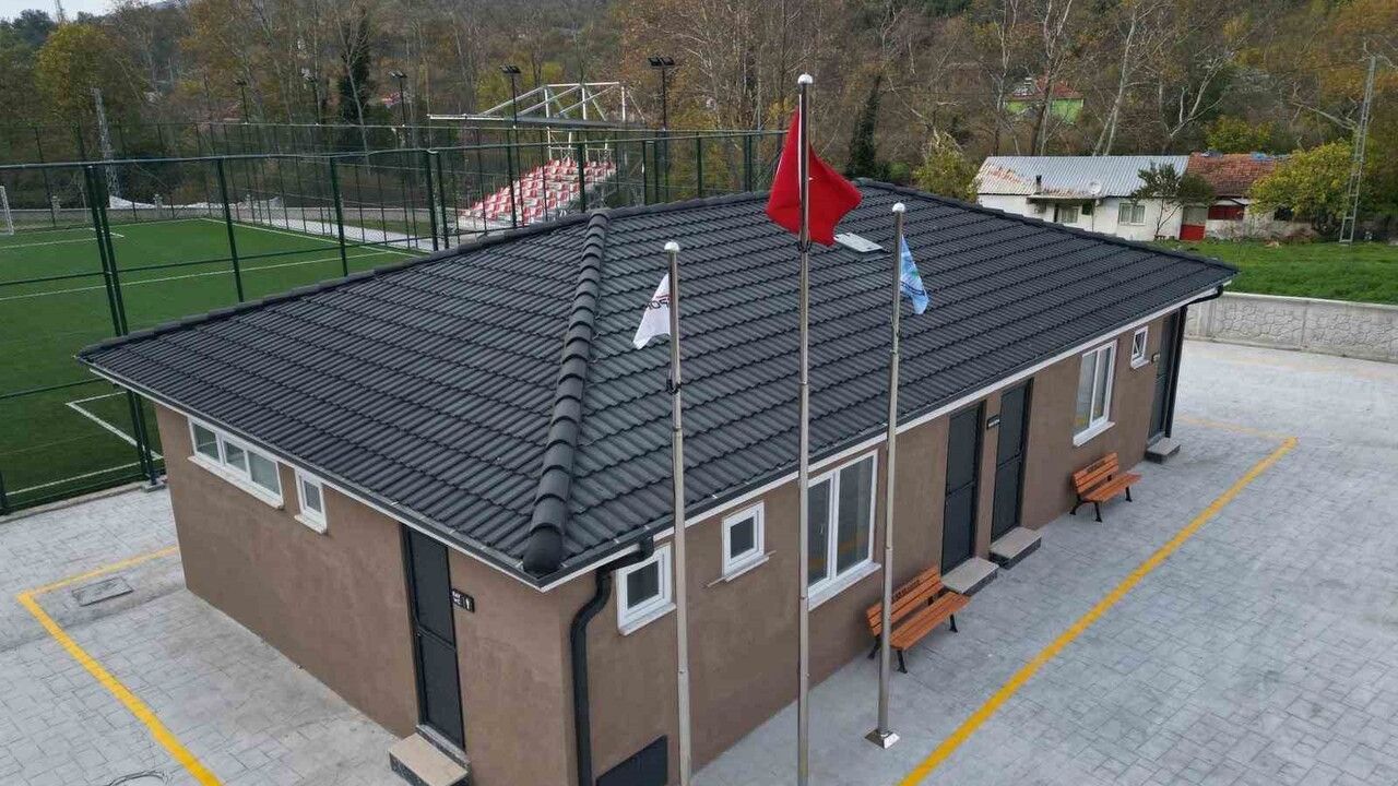 Akyazı'da Dokurcun Spor Kompleksi yarın açılıyor