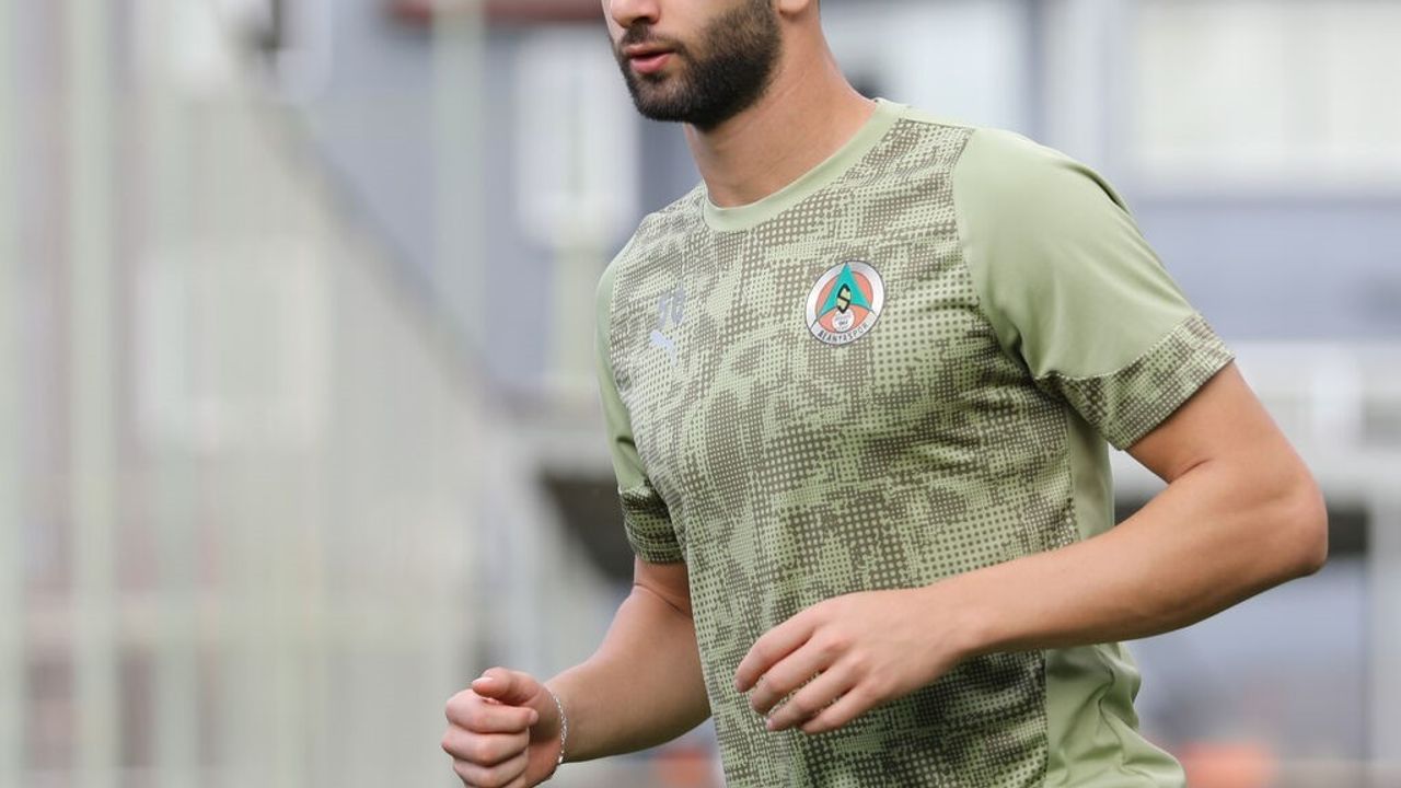 Alanyaspor, Trabzonspor deplasmanı için hazırlıklarını tamamladı