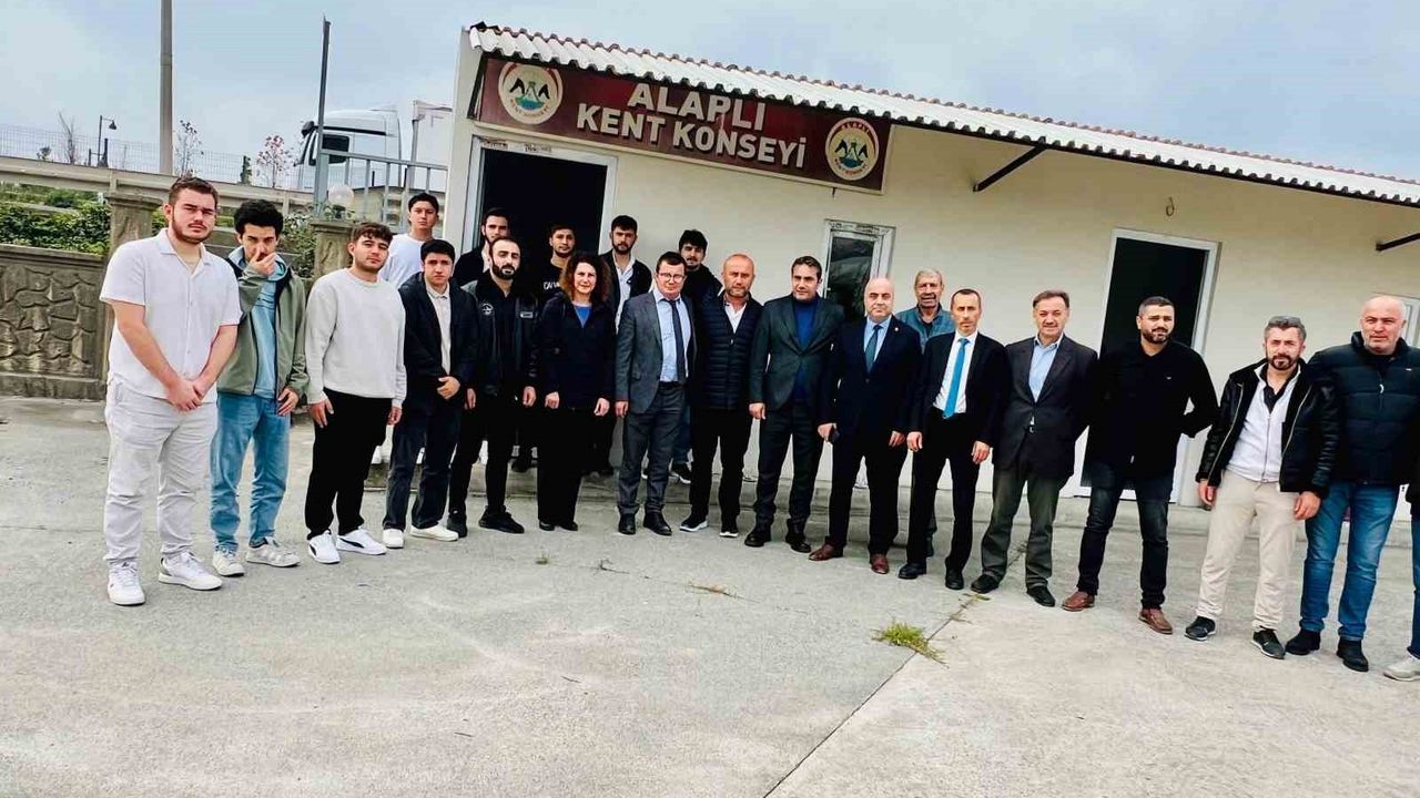 Alaplı Tepeköy Meslek Yüksekokulu öğrencileri ATM ve baz istasyonu talep ediyor