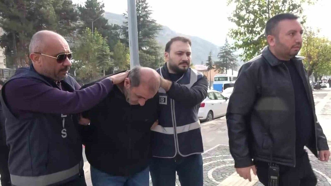 Amasya'da 76 yaşındaki kadının ölümü: DNA 8 ay sonra cinayeti aydınlattı