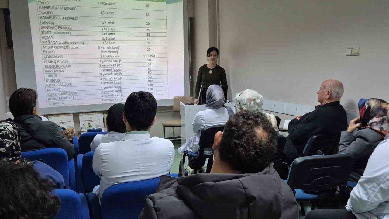 Amasya'da Hastanede Diyabet Okulu: Çok Disiplinli Eğitim Verildi