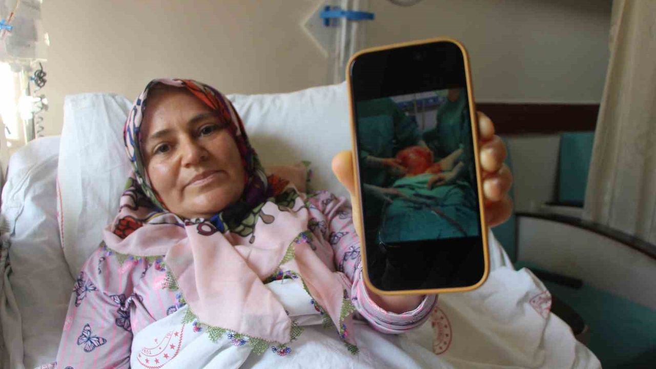 Amasya'da hızla büyüyen karından 8,5 kg'lık kitle ameliyatla çıkarıldı