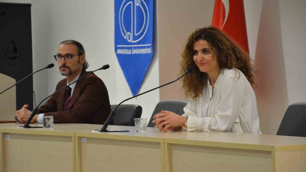 Anadolu Üniversitesi'nde 'Çocuk Haklarına İlişkin Güncel Gelişmeler' semineri