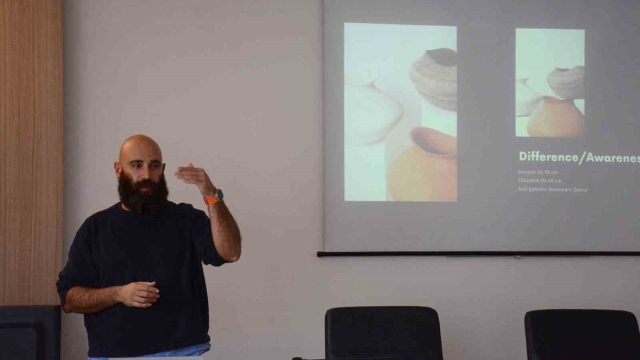 Anadolu Üniversitesi'nde Seramik Çalıştayı: İbrahim Yıldızbaş ile Uygulamalı Eğitim ve Mesleki Deneyim Paylaşımı