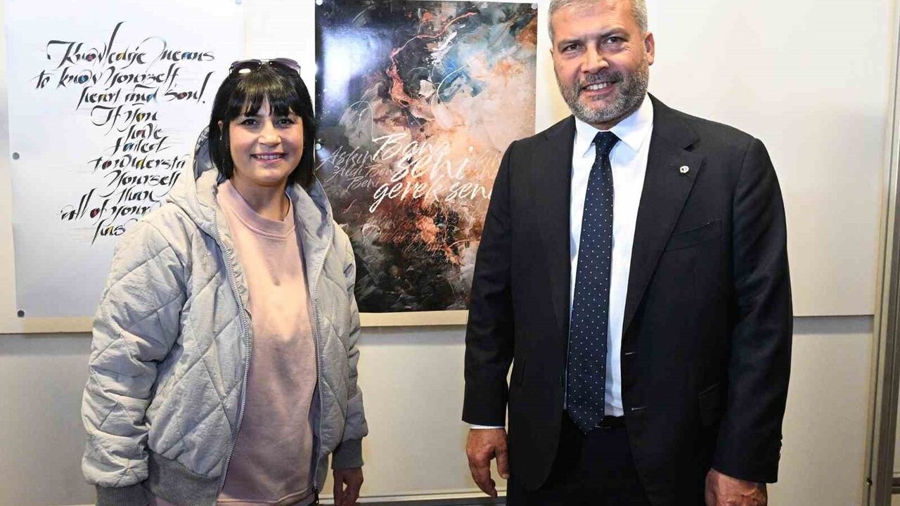 Anadolu Üniversitesi'nde Yunus Emre Sergisi ziyaretçilere açıldı