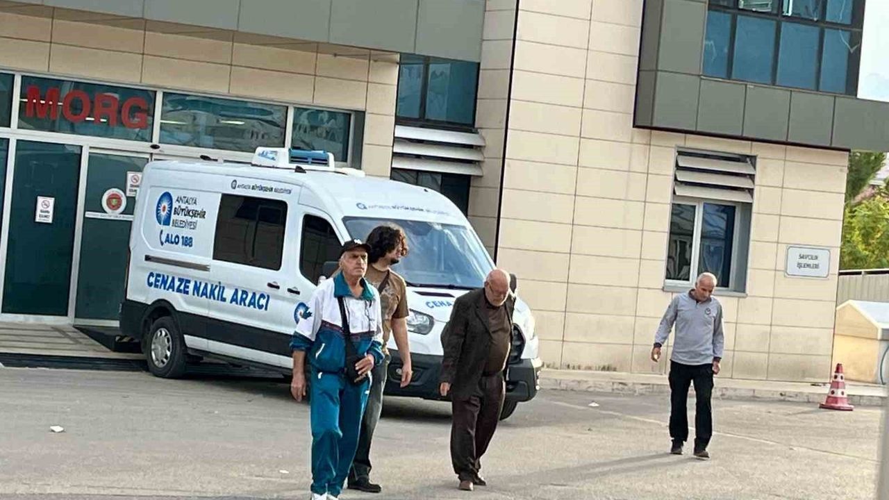 Antalya açıklarında bulunan kız çocuğunun kimliği belirlendi: Asmin A.K.