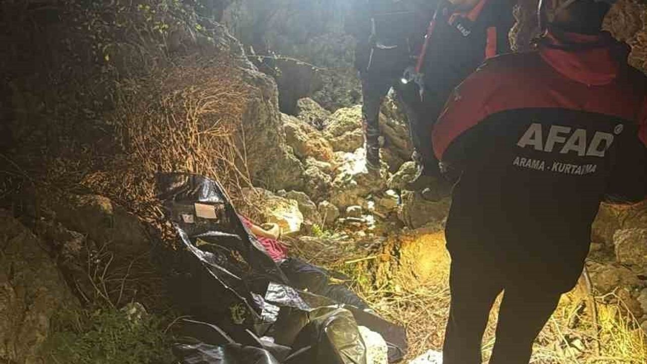 Antalya'da falezlerden düşerek yaşamını yitiren gencin kimliği belirlendi