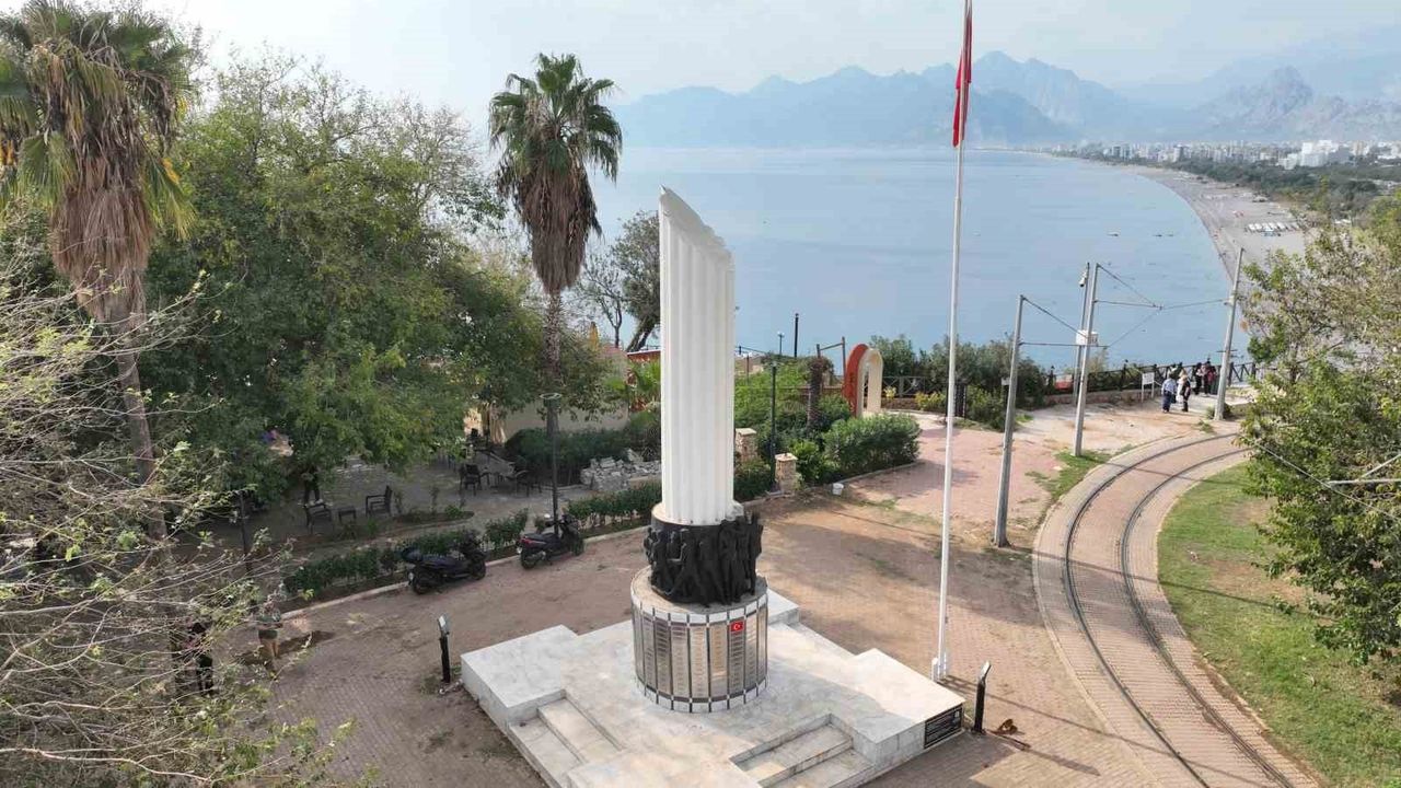 Antalya Şehitleri Anıtı restore edildi — 315 şehidin isimleri korunarak yenilendi
