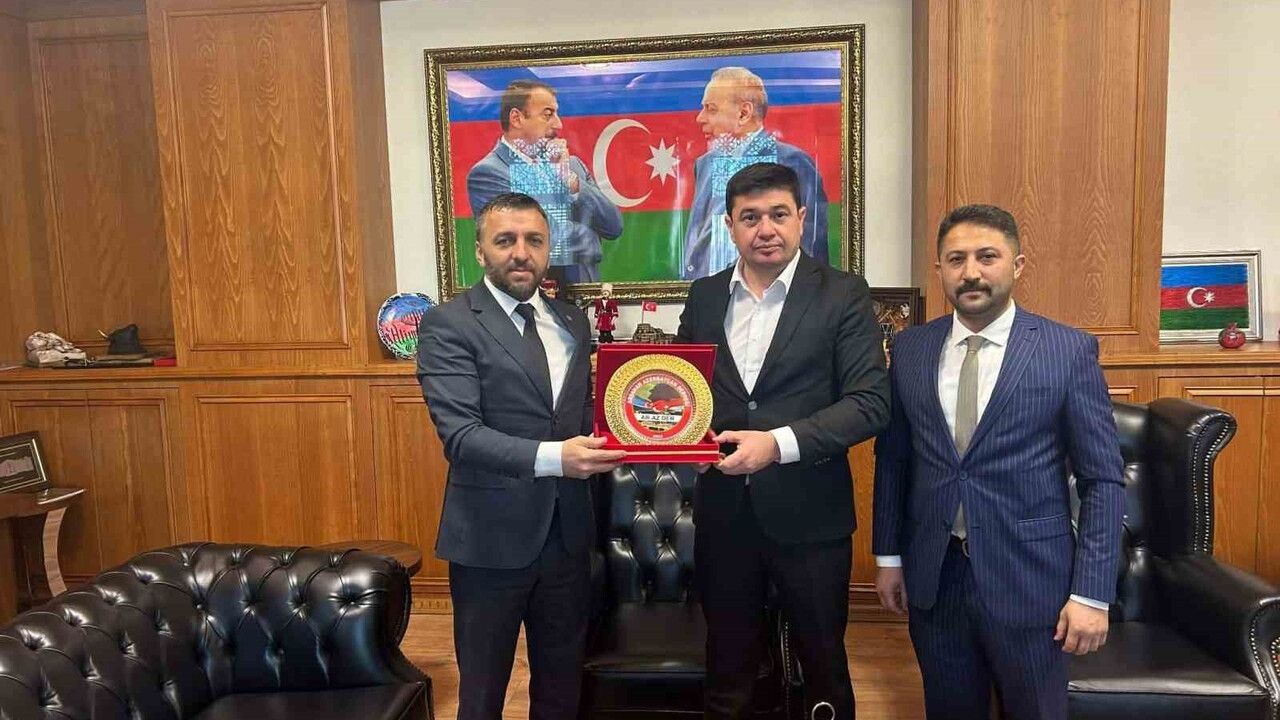 AR-AZ Derneği, Karabağ Zaferi’nin 5. yılı dolayısıyla Kars Başkonsolosu Zamin Aliyev’i ziyaret etti