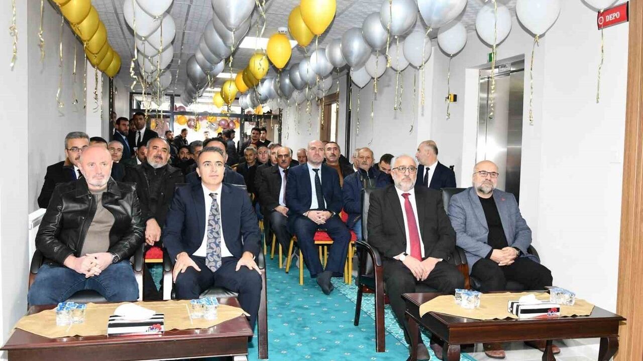 Ardahan'da Nafiye Yıldız Hafızlık Kız Kur'an Kursu açıldı