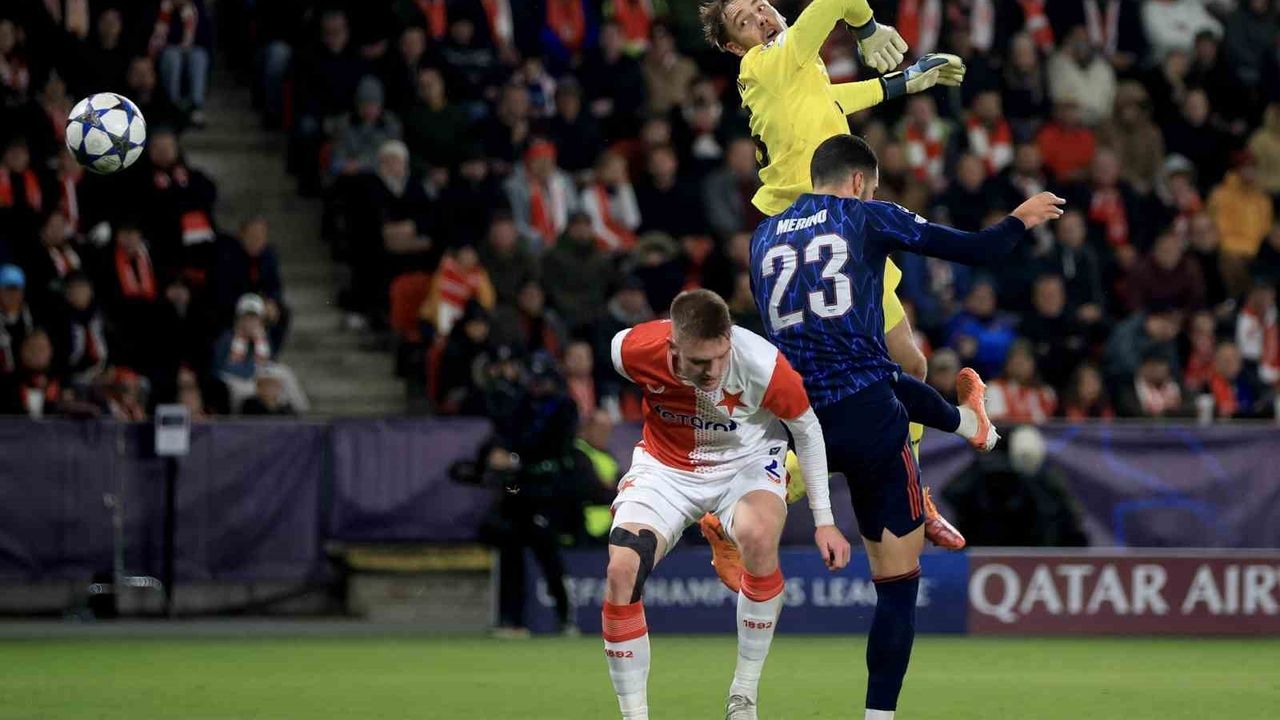 Arsenal, Slavia Prag'ı 3-0 Yenerek Şampiyonlar Ligi'nde 4'te 4 Yaptı