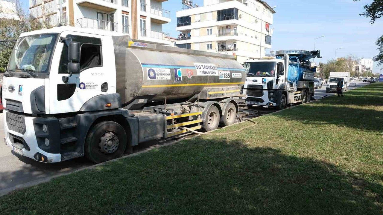 ASAT, Kepez'te yağmur suyu hatlarını kış öncesi temizliyor