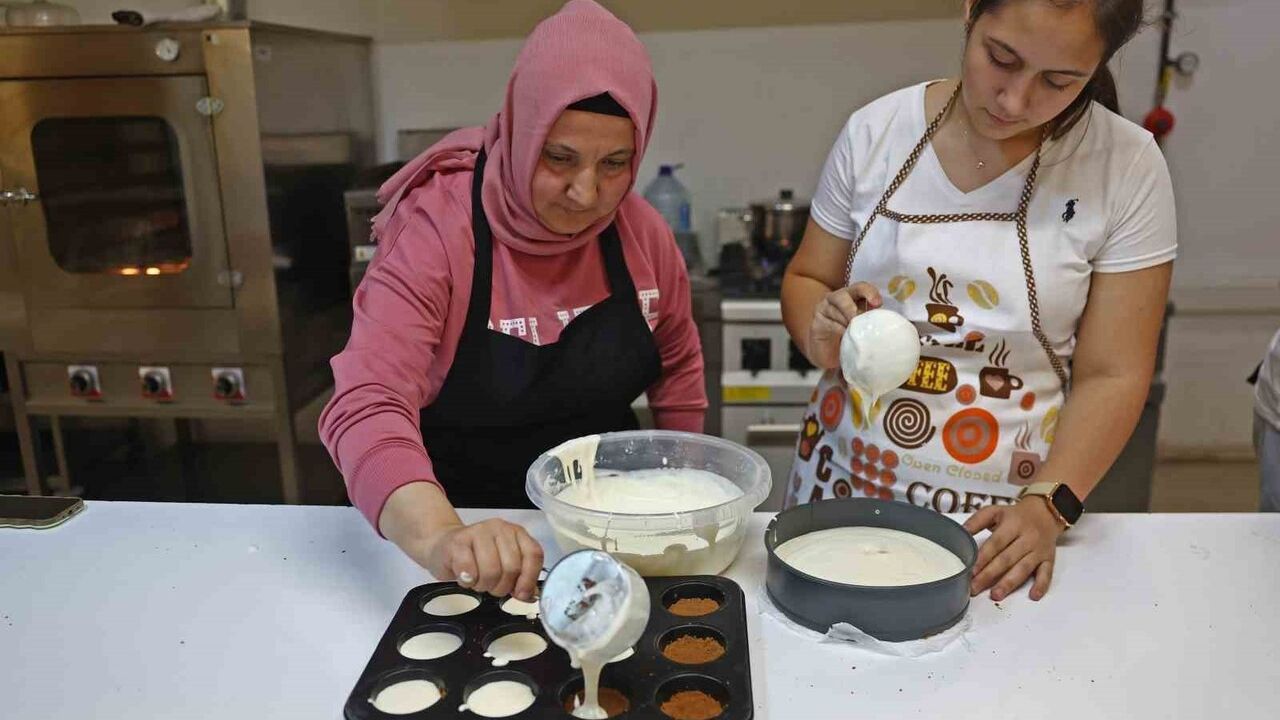 ATASEM'de 2025-2026 Birinci Dönem Kursları Başladı: 657 Kursla İstihdam ve Hobi İmkanları