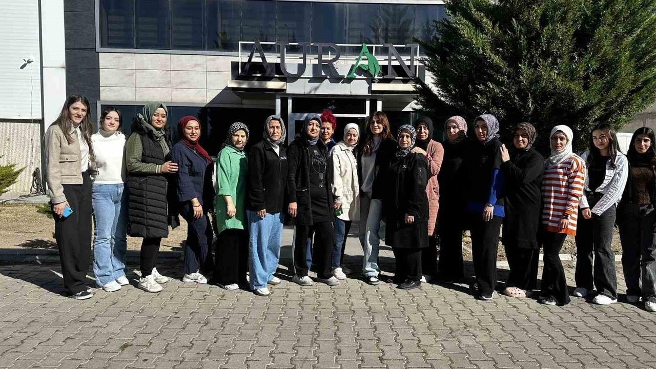 Auran Kozmetik, Kayseri'de kadın istihdamını üretim ve Ar-Ge'nin merkezine taşıyor