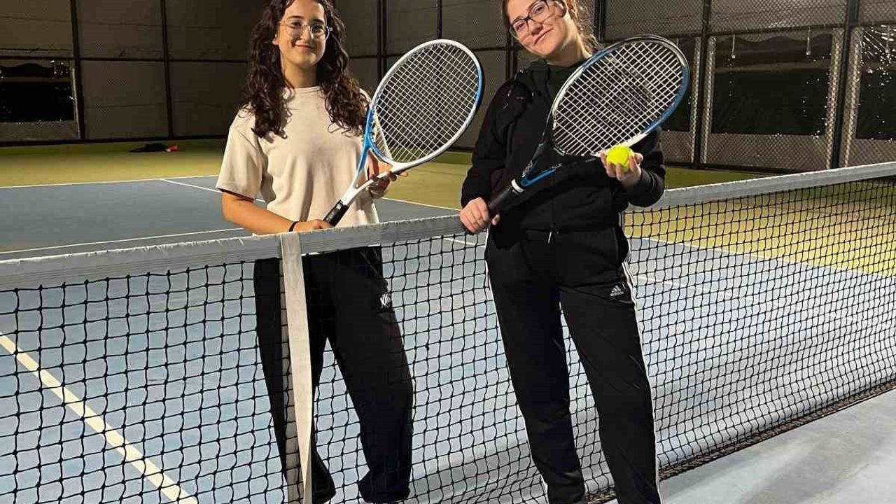 Aydın'da GSB Spor Okulları gençleri 32 branşla sporla buluşturuyor