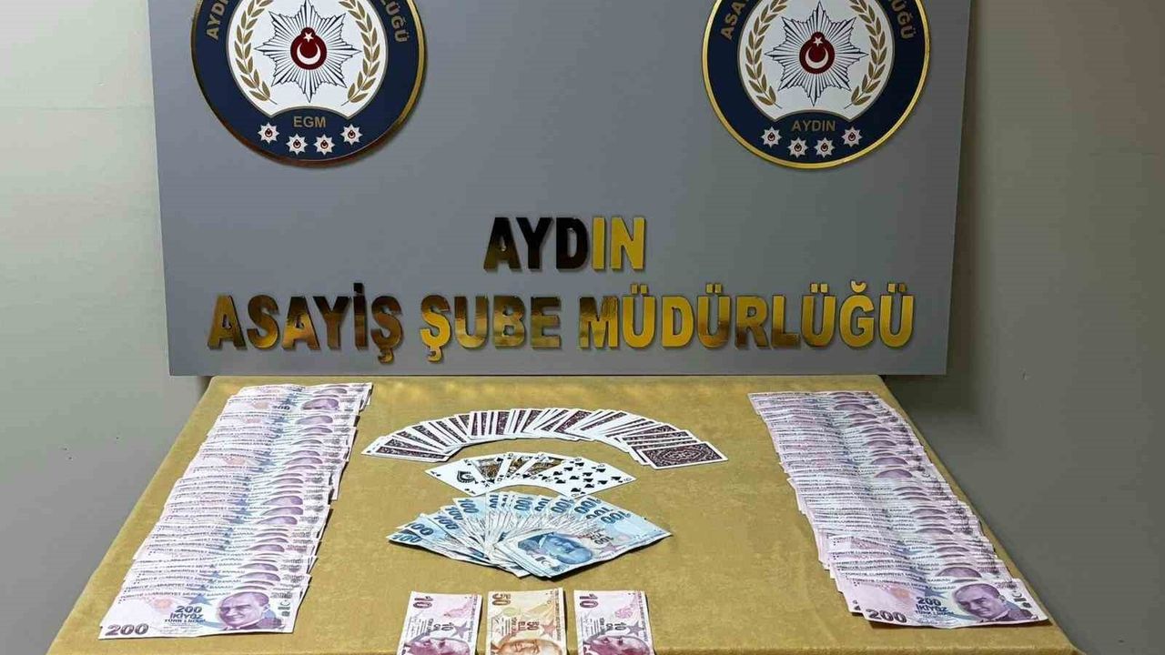 Aydın'da kıraathaneye gece kumar baskını: Katılanlara 73 bin 976 TL, iş yeri sahibine 85 bin TL ceza