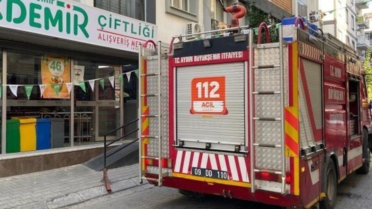 Aydın Efeler'de zincir markette elektrik tesisatı yangını itfaiyenin müdahalesiyle söndürüldü