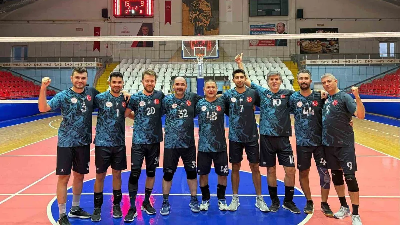 Aydın İl Sağlık Müdürlüğü Voleybol Takımı Manisa Bölge Finallerinde Çeyrek Finale Yükseldi