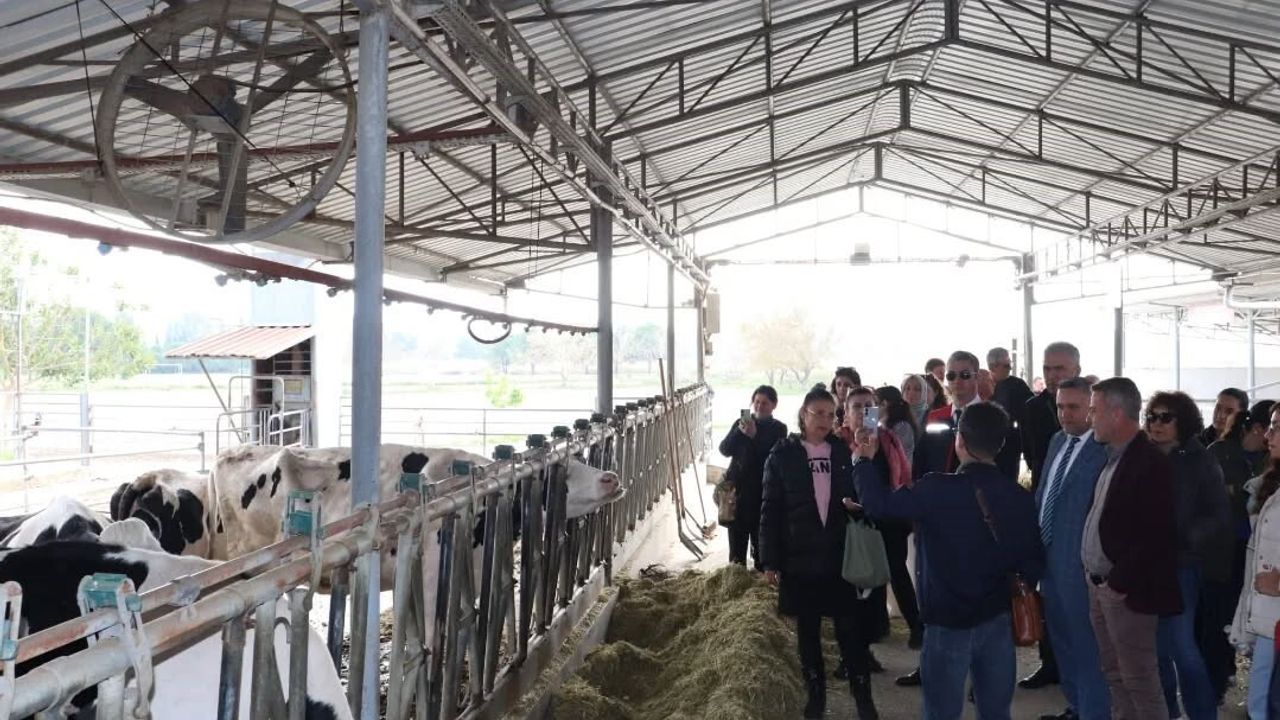 Aydınlı üreticiler TAYEM’de iklim, kuraklık ve sulama uygulamalarını inceledi