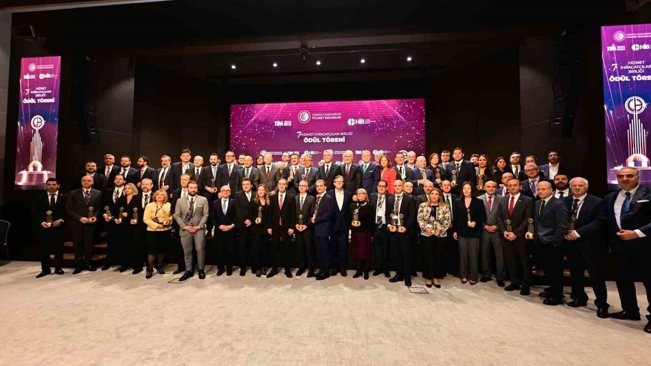 Bakan Bolat: Hizmet İhracatı 121 Milyar Doları Aşacak, İstihdam 21 Milyona Ulaştı