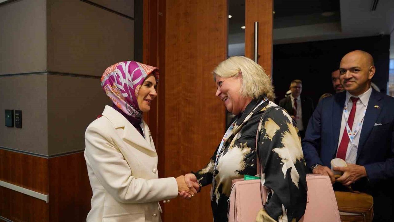 Bakan Göktaş Doha'da: Sierra Leone ve Singapur ile Sosyal Hizmetler Alanında Mutabakatlar İmzalandı