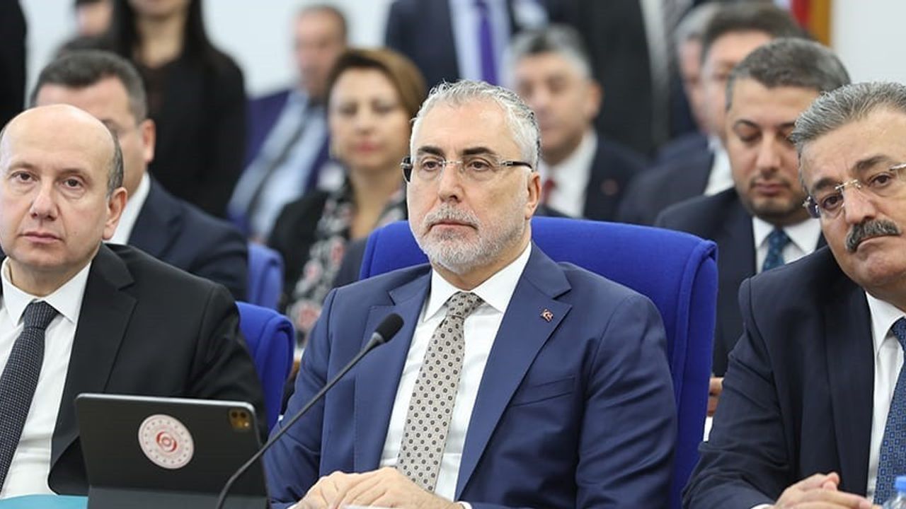 Bakan Işıkhan: SGK’ya borçlu ilk 10 belediyeden 8'i CHP'li