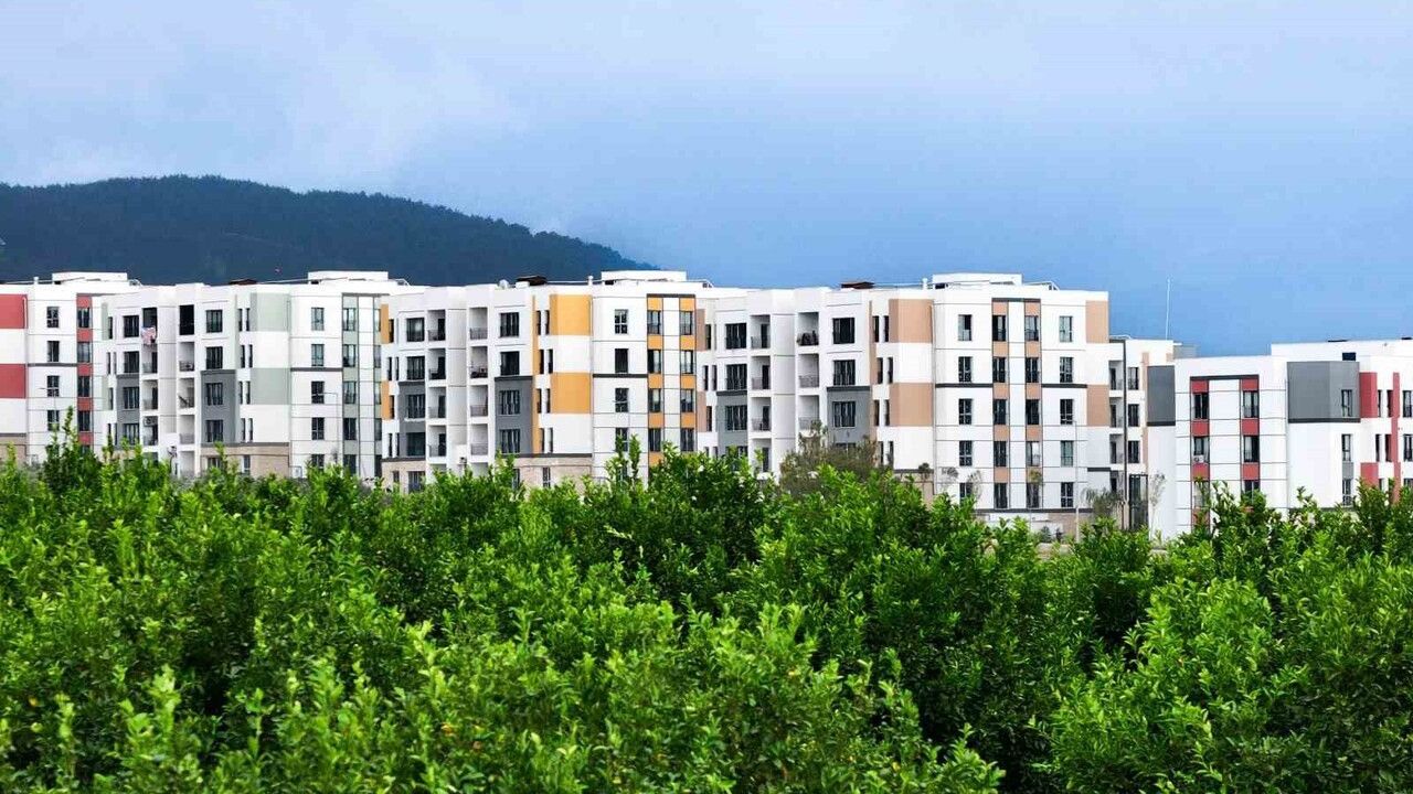 Bakan Kurum açıkladı: Deprem bölgesinde 350 bin konut teslim edildi — Son durum