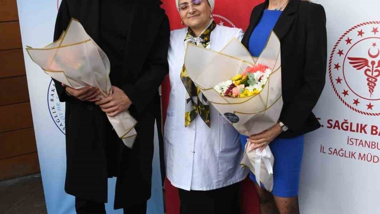 Bakırköy'de organ bağışı farkındalığı için hayır lokması dağıtıldı