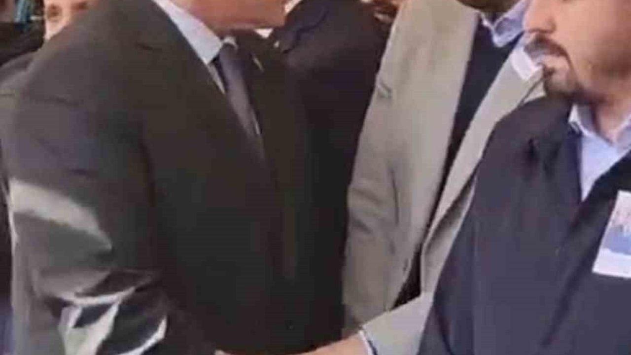 Balıkesir'de Emre Sayın'ın cenazesinde vekiller arasında ön sıra tartışması