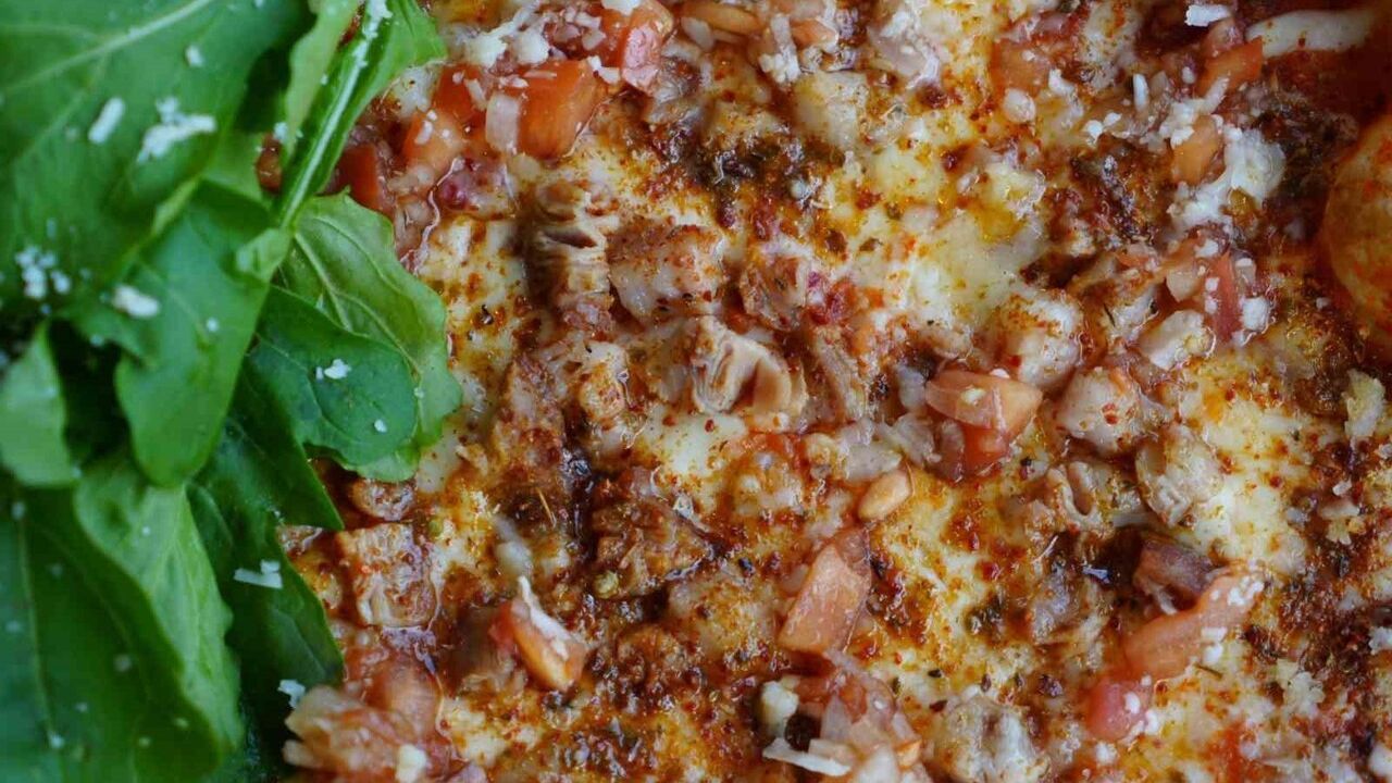 Balıkesir'den yeni tat: Enes Teke'nin kokoreçli pizzası Avrupa sahnesinde