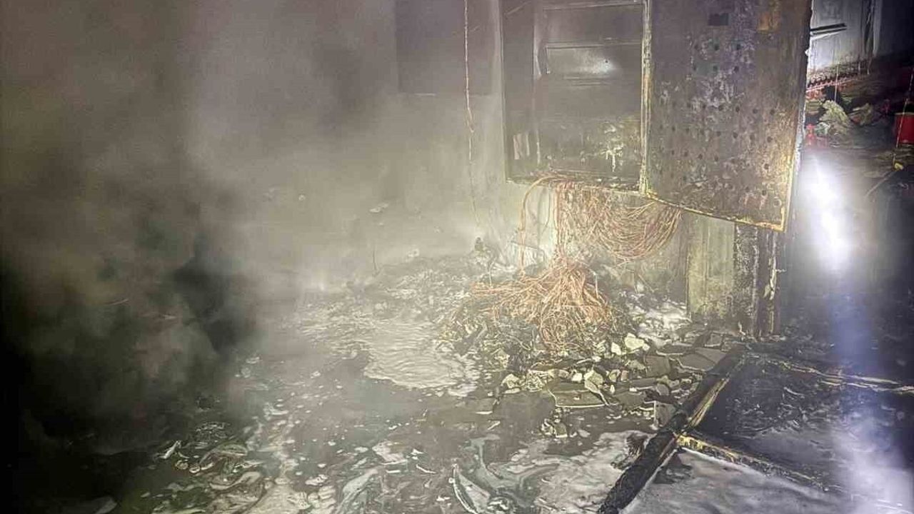 Balıkesir Savaştepe'de tavuk çiftliğinde yangın: Yaklaşık 5 bin piliç telef oldu