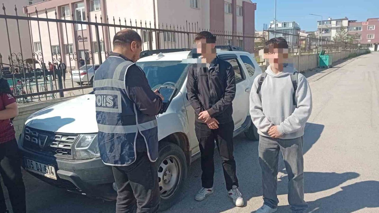 Bandırma'da okul çevrelerinde ekim ayı boyunca sıkı denetim