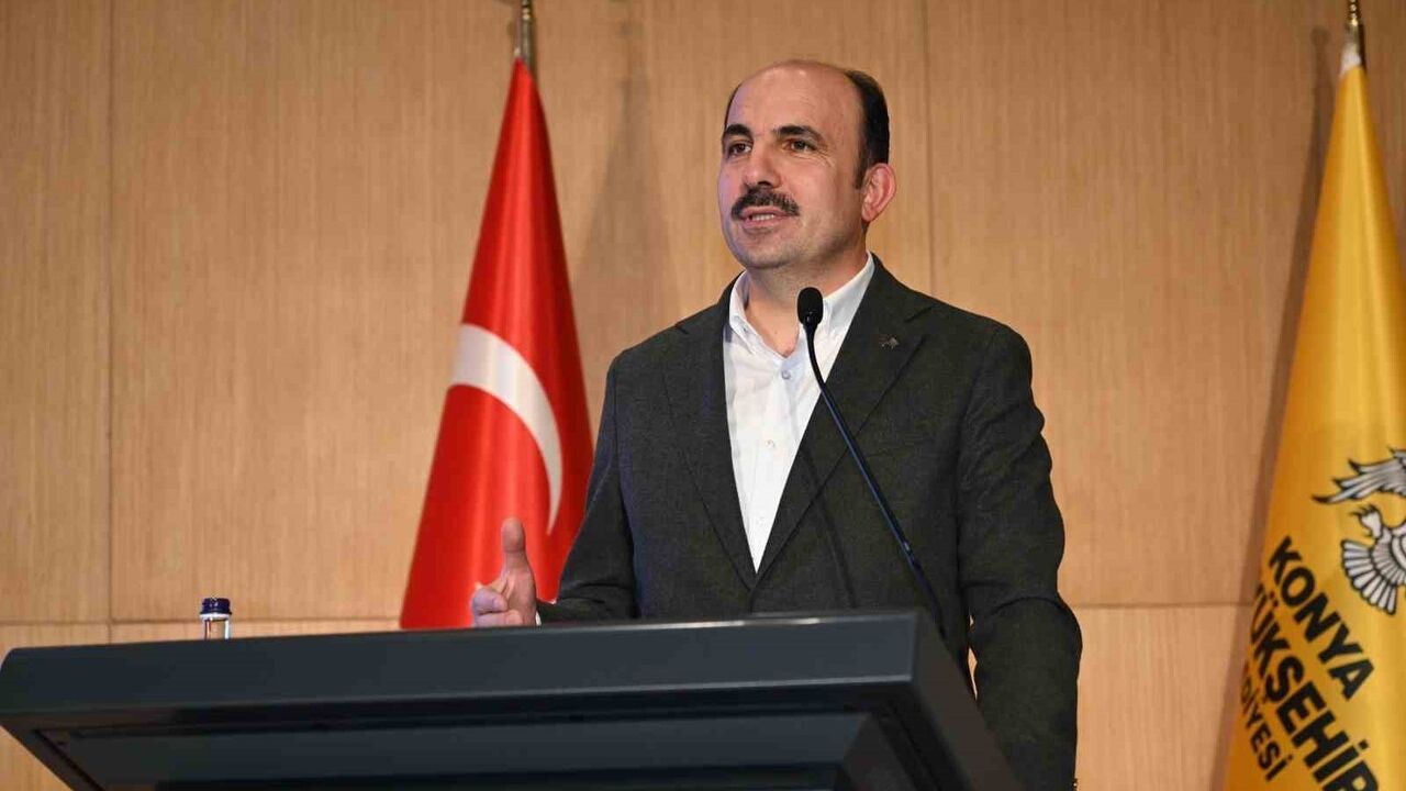 Başkan Altay: Ailesi Konya’da İkamet Eden 30 Bin Lisans Öğrencisine Eğitim Desteği