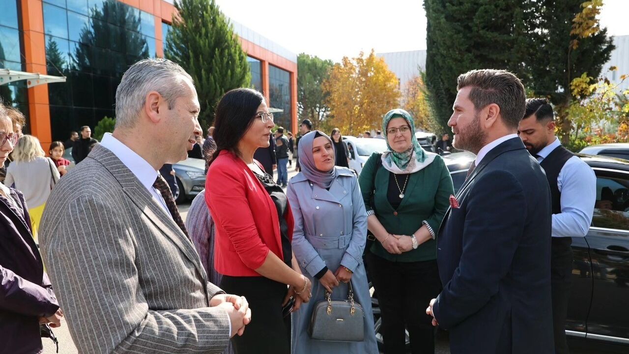 Başkan Kadir Tatık, 24 Kasım Öğretmenler Günü'nde Tavas'ta Öğretmenlerle Buluştu