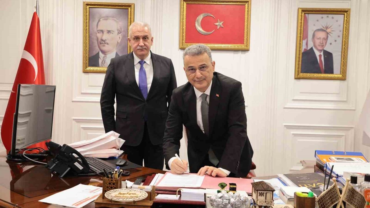 Başkan Kurnaz: 'Aile ve aile bütünlüğüne önem veriyoruz' — İlkadım Belediyesi 2025 Aile Yılı protokolü